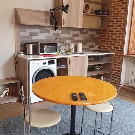 Lucky Apartment Tbilisi Eksteriør bilde